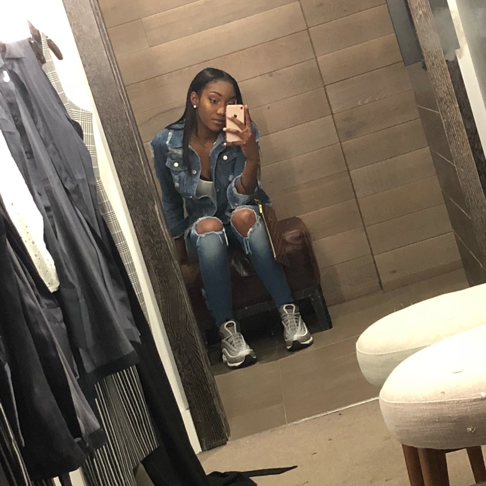 Meet your Posher, Jada